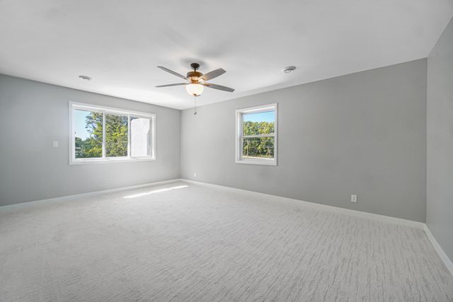 564 W 250 S, Hebron, IN 46341