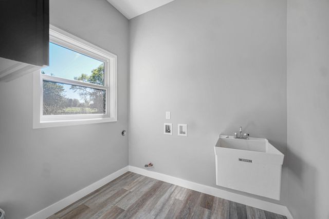 564 W 250 S, Hebron, IN 46341