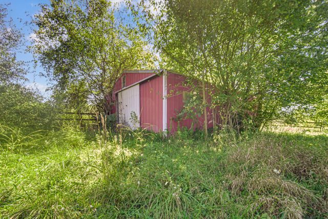 564 W 250 S, Hebron, IN 46341