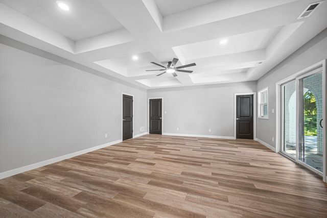 564 W 250 S, Hebron, IN 46341