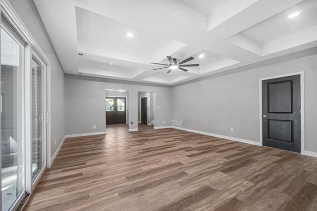 564 W 250 S, Hebron, IN 46341