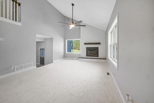 564 W 250 S, Hebron, IN 46341