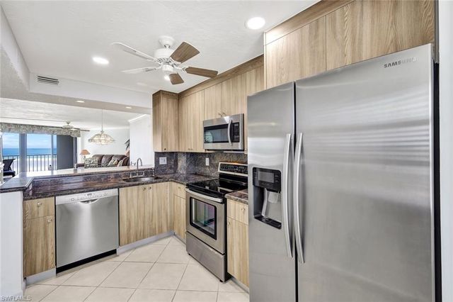 320 Seaview CT 804, Marco Island, FL 34145