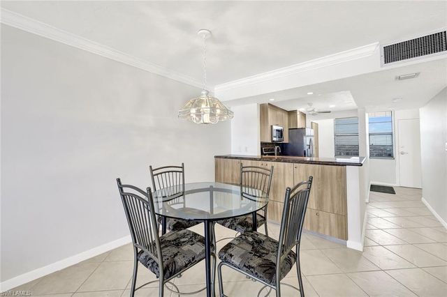 320 Seaview CT 804, Marco Island, FL 34145
