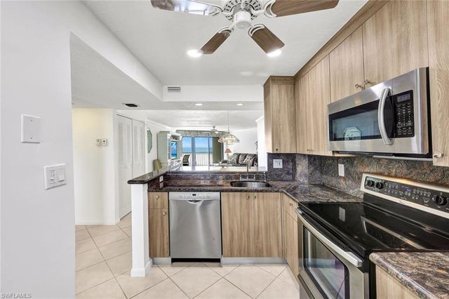 320 Seaview CT 804, Marco Island, FL 34145