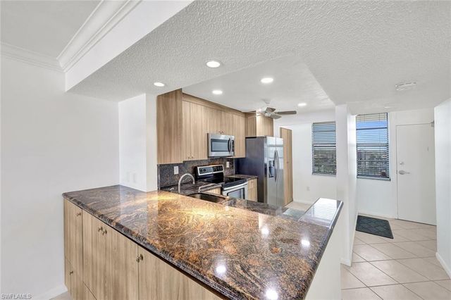 320 Seaview CT 804, Marco Island, FL 34145