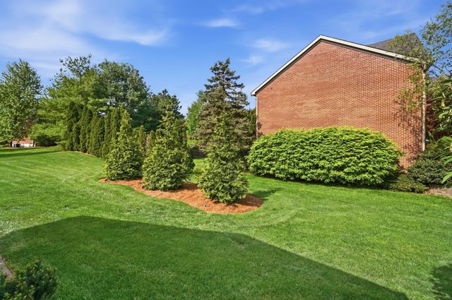 1108 Ashton Court, Union, KY 41091