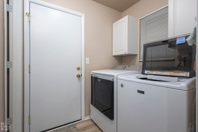 13700 Villa Pointe Dr Drive, Warren, MI 48088