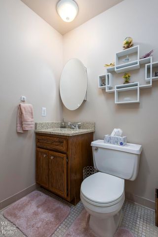 13700 Villa Pointe Dr Drive, Warren, MI 48088