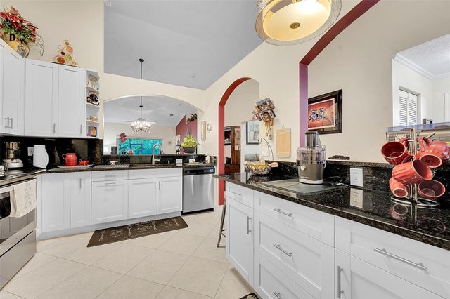 2041 Stonington Terrace, West Palm Beach, FL 33411