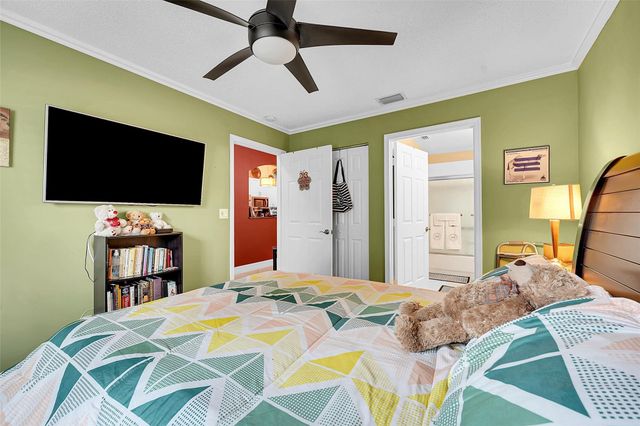 2041 Stonington Terrace, West Palm Beach, FL 33411