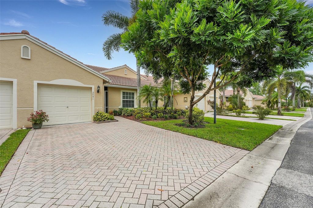 2041 Stonington Terrace, West Palm Beach, FL 33411