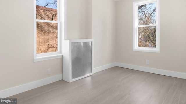 5981 N 21ST ST, Philadelphia, PA 19138