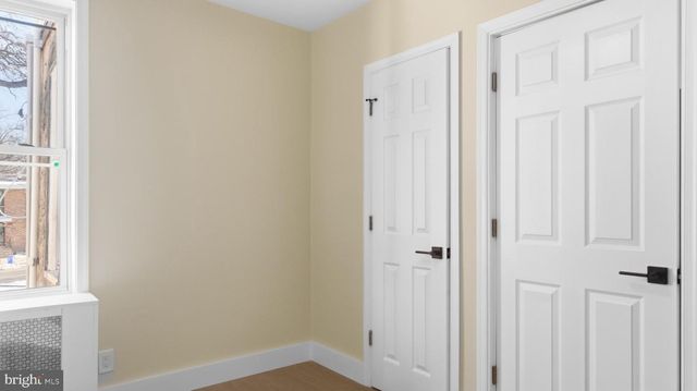 5981 N 21ST ST, Philadelphia, PA 19138