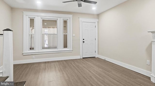 5981 N 21ST ST, Philadelphia, PA 19138