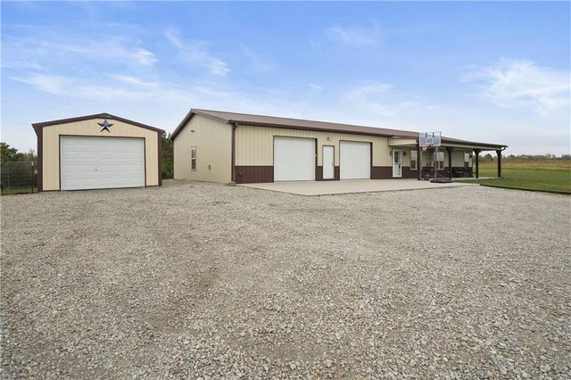 3632 SE 228th Street, Lathrop, MO 64465