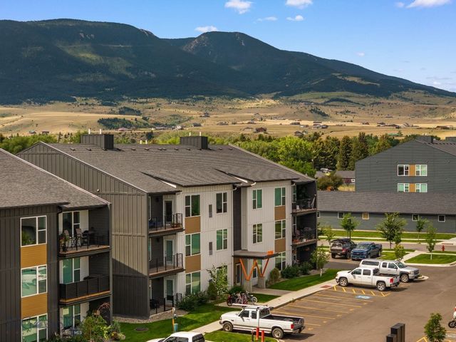 2221F Willow Drive 102, Livingston, MT 59047