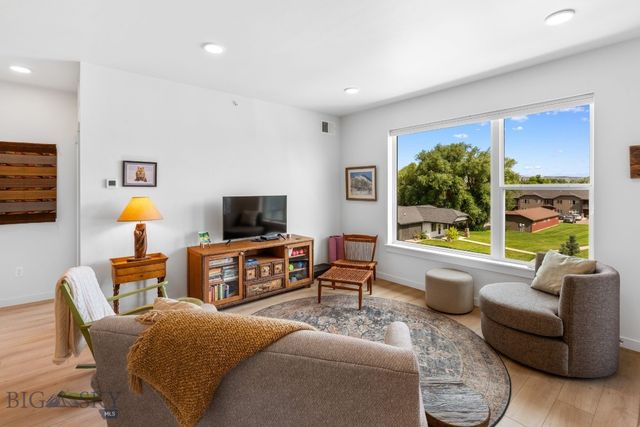 2221F Willow Drive 102, Livingston, MT 59047