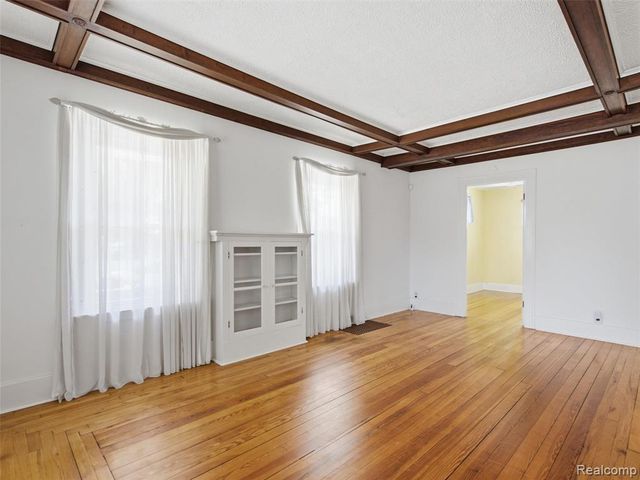 22620 Lake Boulevard, Saint Clair Shores, MI 48082