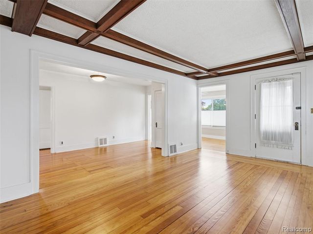 22620 Lake Boulevard, Saint Clair Shores, MI 48082