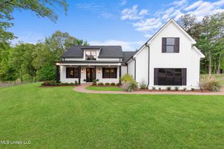 284 Fairview Trail, Byhalia, MS 38611
