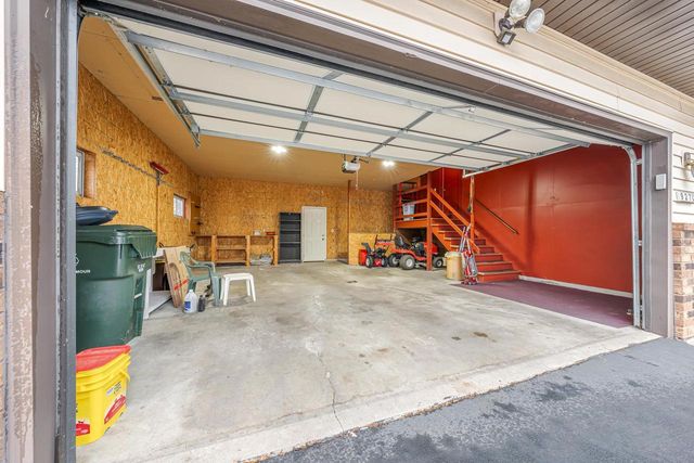 927 ORCHARD DRIVE, Seymour, WI 54165