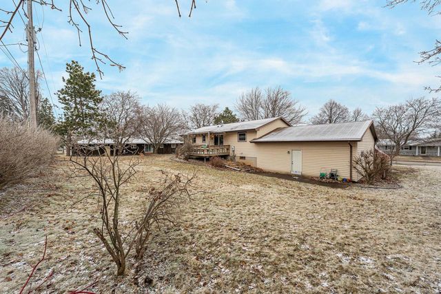 927 ORCHARD DRIVE, Seymour, WI 54165