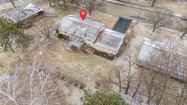 927 ORCHARD DRIVE, Seymour, WI 54165