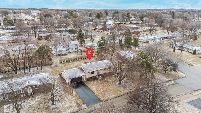 927 ORCHARD DRIVE, Seymour, WI 54165