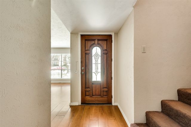 403 Arborview Drive, Garland, TX 75043