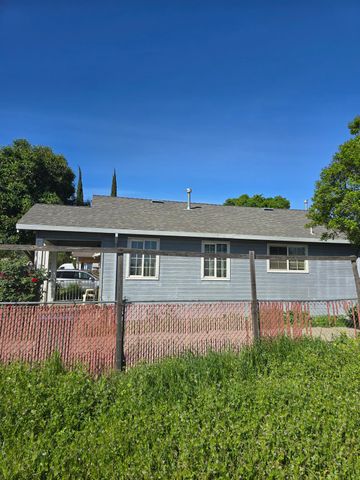 1865 E Acacia St, Stockton, CA 95205