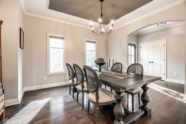 9358 Sullivan Place, Zionsville, IN 46077