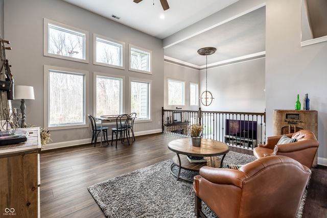 9358 Sullivan Place, Zionsville, IN 46077