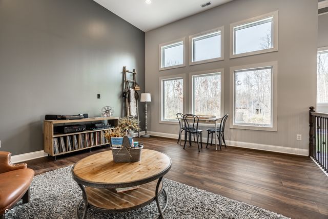 9358 Sullivan Place, Zionsville, IN 46077