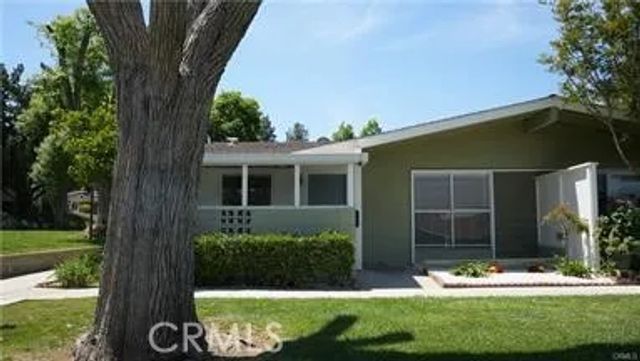 19110 Avenue Of The Oaks, Newhall, CA 91321