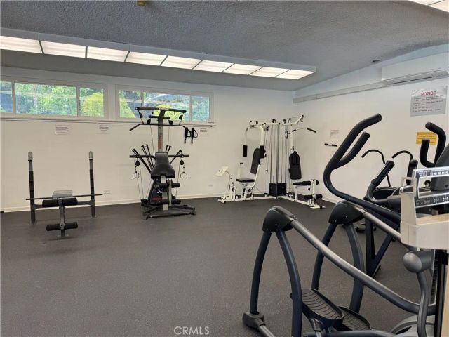 19110 Avenue Of The Oaks, Newhall, CA 91321
