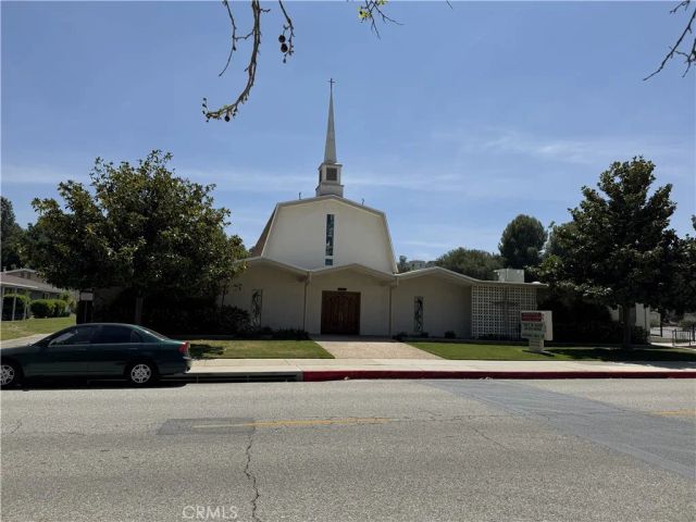 19110 Avenue Of The Oaks, Newhall, CA 91321