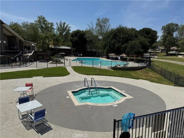 19110 Avenue Of The Oaks, Newhall, CA 91321