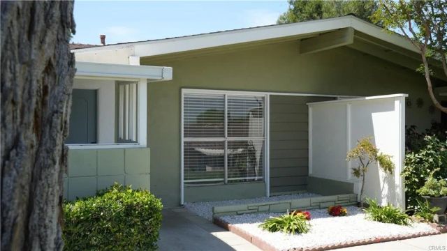 19110 Avenue Of The Oaks, Newhall, CA 91321