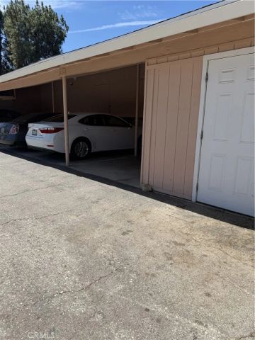 19110 Avenue Of The Oaks, Newhall, CA 91321