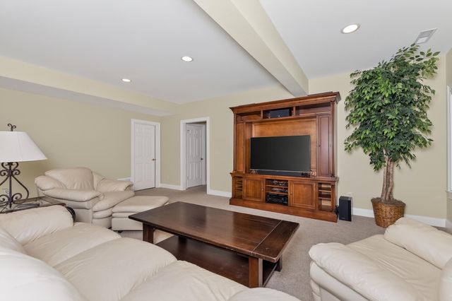 10831 Saint Leger Circle, Union, KY 41091