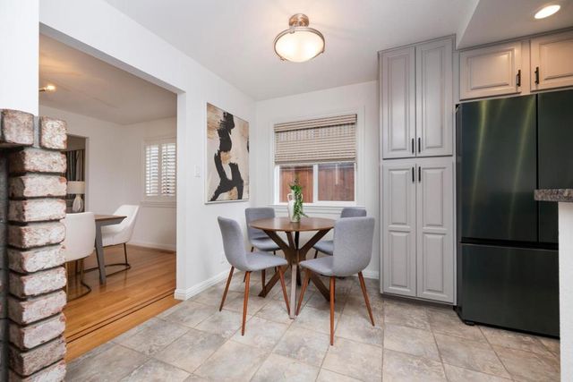 126 Arundel, Burlingame, CA 94010