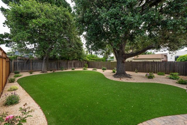 126 Arundel, Burlingame, CA 94010