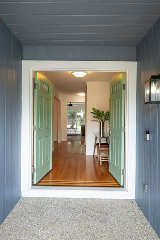 126 Arundel, Burlingame, CA 94010