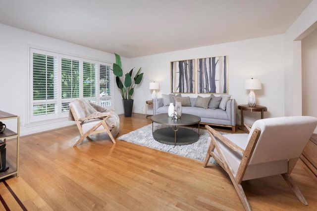 126 Arundel, Burlingame, CA 94010