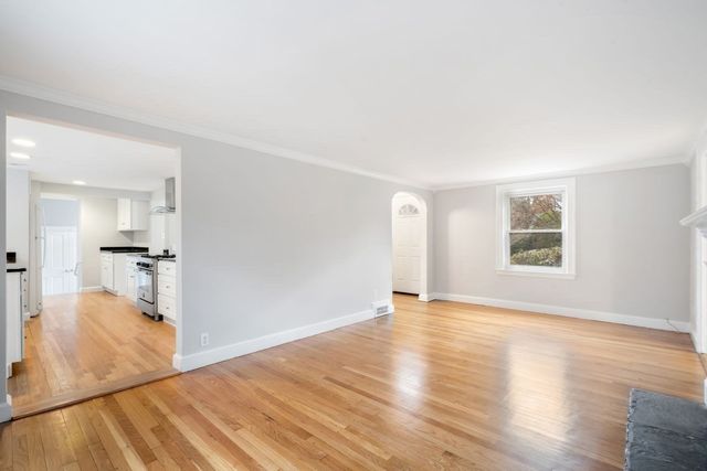 21 Lantern Lane 21, Newton, MA 02459