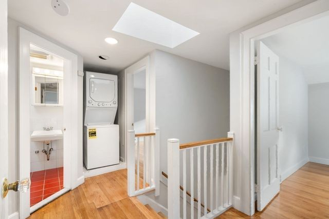 21 Lantern Lane 21, Newton, MA 02459