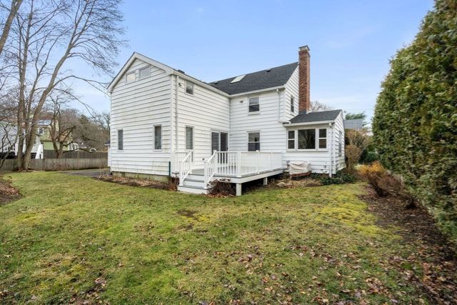 21 Lantern Lane 21, Newton, MA 02459