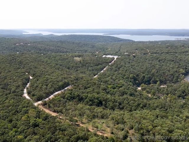 20492 S Chicken Creek Road, Cookson, OK 74427