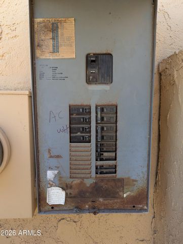 5301 W SHEENA Drive, Glendale, AZ 85306